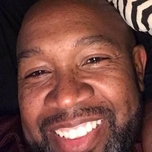 Meet your Posher, Ezra